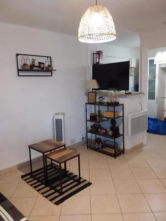 Les Sablettes,Soleil Et Douceur I Apartment La Seyne-sur-Mer 0*,